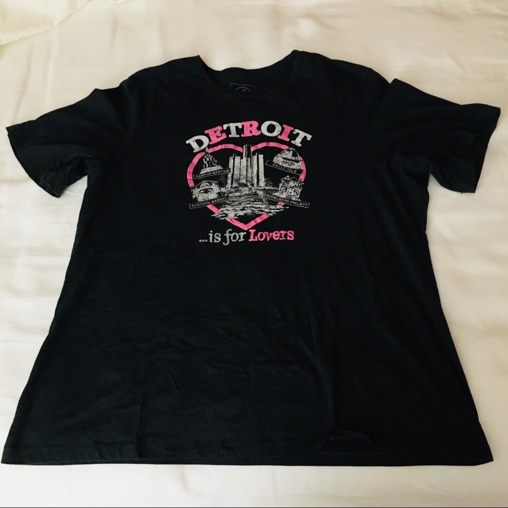 Detroit is for Lovers XL tee shirt